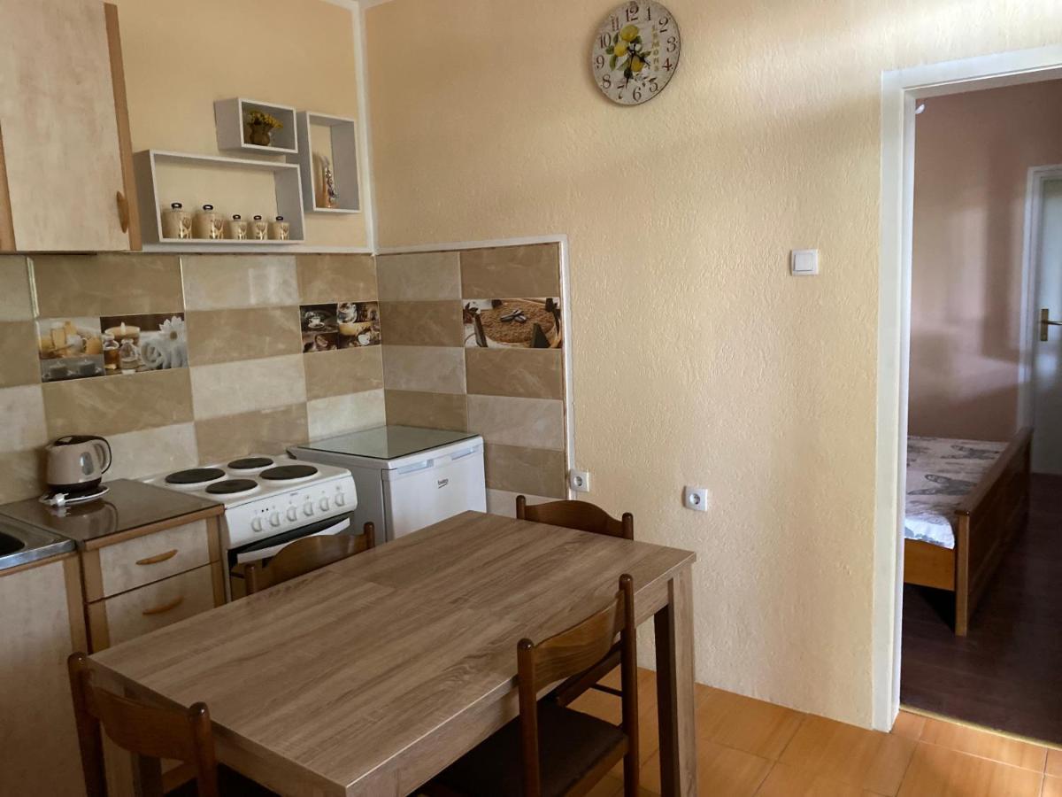 Luka Apartment Ulcinj Exterior photo