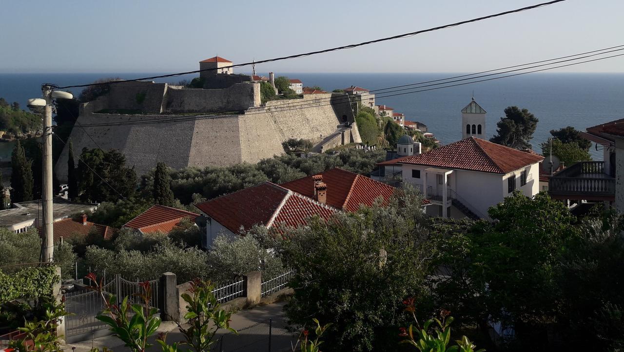 Luka Apartment Ulcinj Exterior photo
